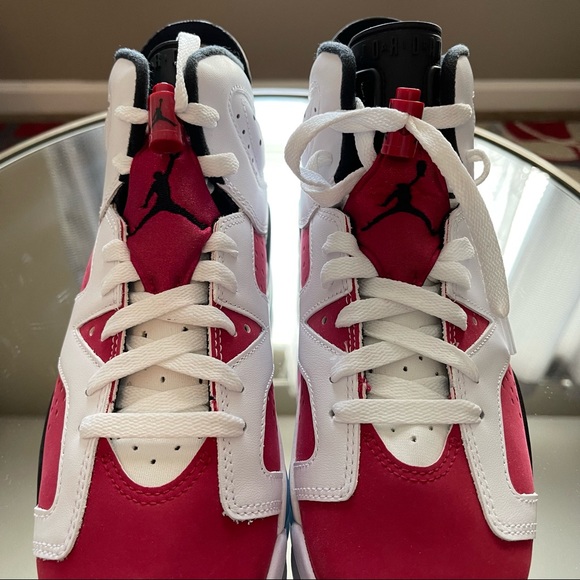 Youth Size 6.5  AIR JORDAN 6 RETRO (COLLECTION SNEAKERS 👟) - Picture 7 of 7